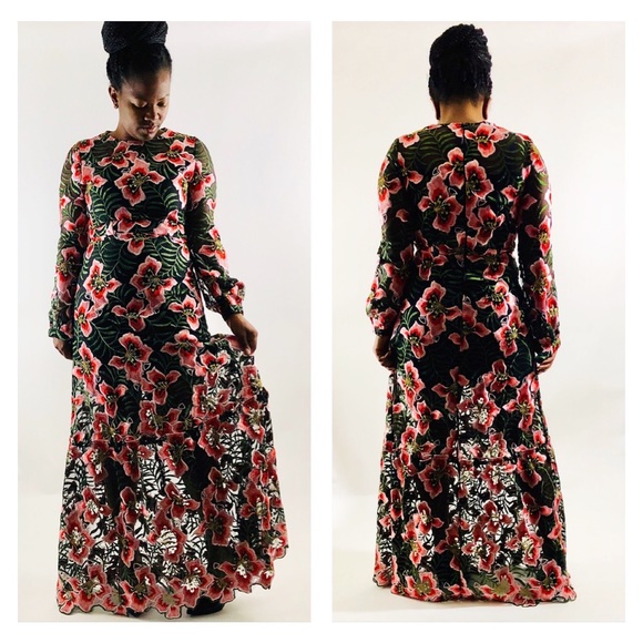 Anthropologie Dresses & Skirts - Anthropologie Vone Full Length Embroidered Dress